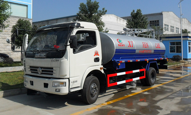 東風(fēng)多利卡5方藍(lán)牌吸糞車,吸糞車工作原理,