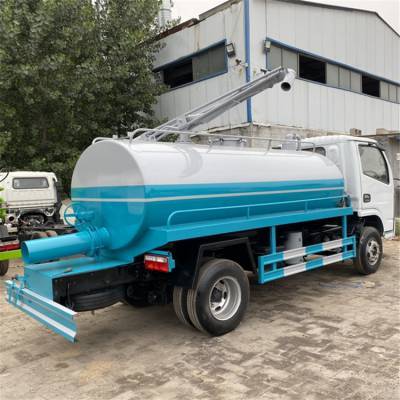 東風8噸吸糞車 山東廠家的專業(yè)選擇，搭載國六朝柴170馬力發(fā)動機