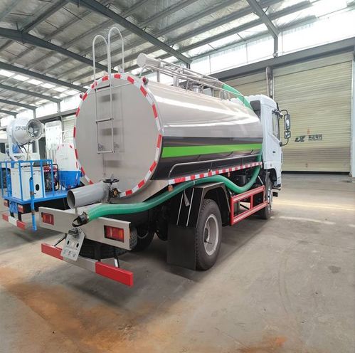罐式養(yǎng)殖場(chǎng)12方吸糞車 高效處理糞污的專業(yè)解決方案