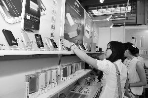 深企電子展 三分之一展商搶灘蘋果生態鏈，GPS導航應用成新熱點